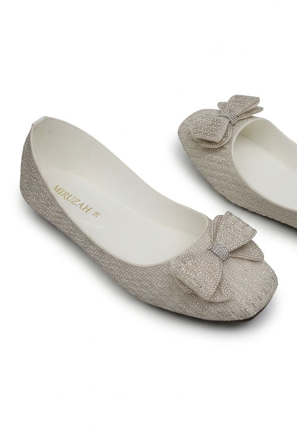 Off White Crystal Bow Flat Shoes WBA001312
