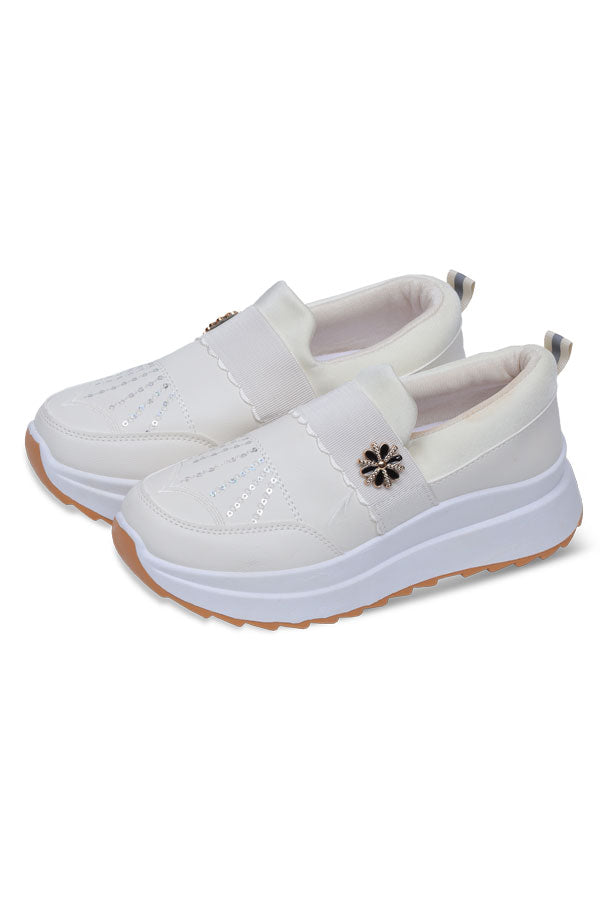 Women Stylish Slip On (Off White) WSO000234