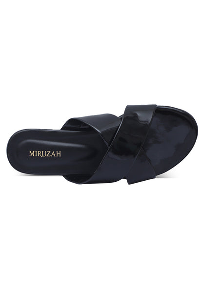 Glossy Black Slides Top View Pakistan – Miruzah