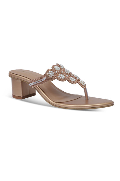 Golden Fancy Chappal (WSL001811)