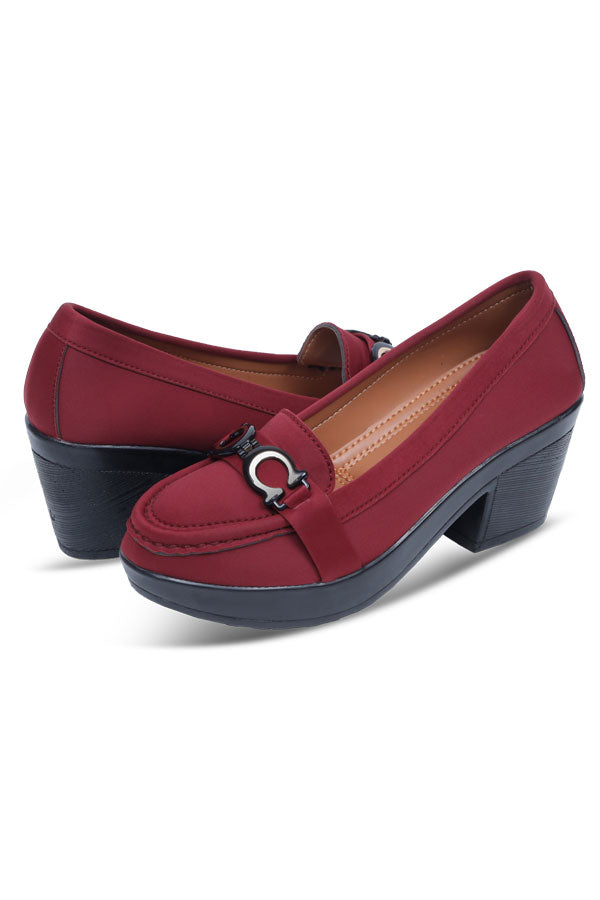 Maroon Moccasin Front View Women Footwear Pakistan – Miruzah