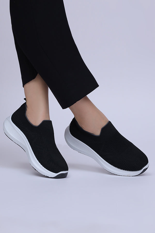 Women Slip On (Black) WSO000101