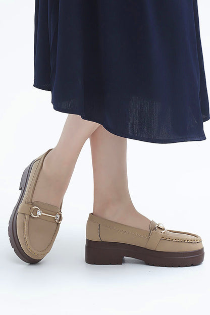 Women Moccasin Camel Top View Close Up – Miruzah