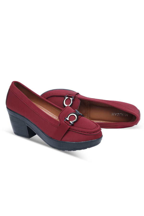Women Moccasin Maroon Top View Close Up – Miruzah