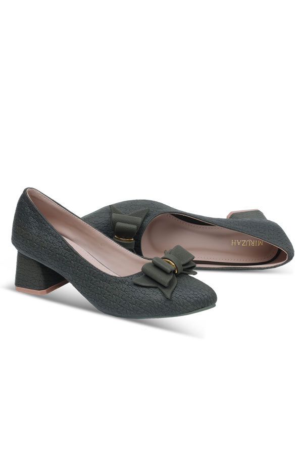 Women Green Court Shoe Top View Pakistan – Miruzah