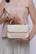 Ladies bag in Boxy Style in Off white WBB000528