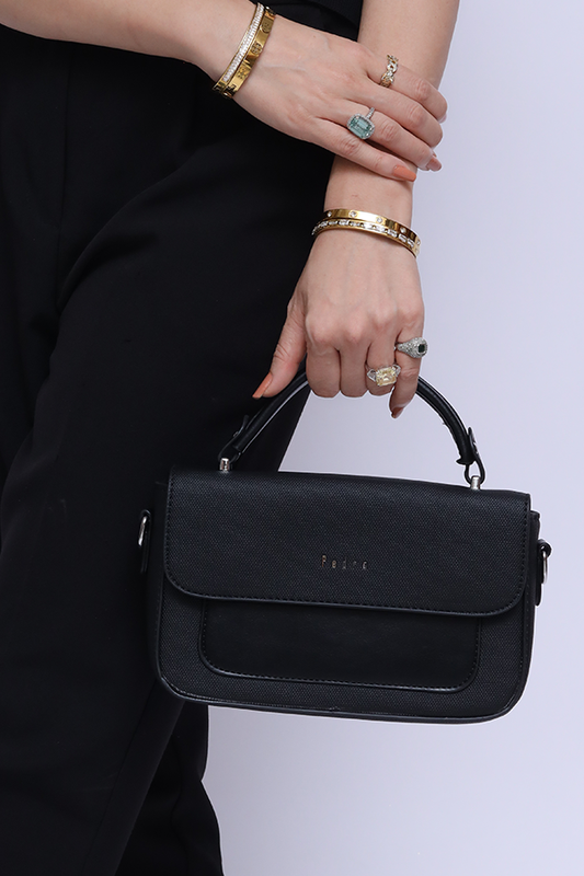 Ladies bag in Boxy Style in Black WBB000501